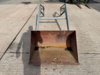 FRONT LOADER & APPROX. 3ft BUCKET TO SUIT MASSEY FERGUSON 35 TRACTOR - 8