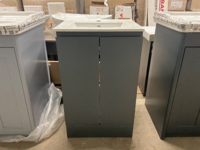 2 Door Victorian Style Vanity unit in Anthracite with Traditional 1 Tap Hole Ceramic Basin