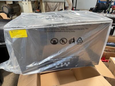UNUSED 100T ULTRASONIC CLEANER