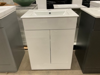 600mm 2 Door White Gloss Vanity unit with 1 Tap Hole Ceramic Basin