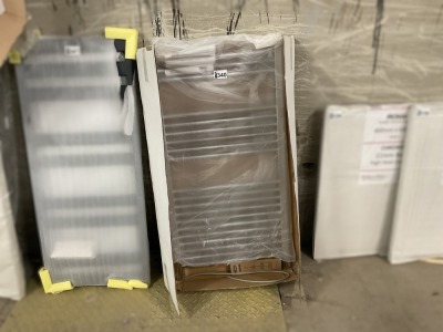 1200mm x 600mm Straight Heated Towel Radiator (Chrome)