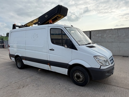 MERCEDES-BENZ SPRINTER 513 2.1 CDI 5 TON CHERRY PICKER