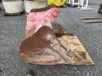 APPROX. 4ft STRICKLAND TOOTHLESS DIGGING BUCKET TO SUIT 13 TON MACHINE - 8