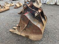 APPROX. 3ft TOOTHED DIGGING BUCKET TO SUIT 13 TON MACHINE - 5