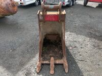 APPROX. 2ft RHINOX TOOTHED DIGGING BUCKET TO SUIT 13 TON MACHINE - 2