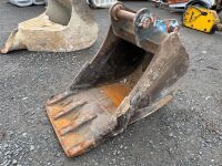 APPROX. 2.6ft TOOTHLESS DIGGING BUCKET TO SUIT 13 TON MACHINE - 3