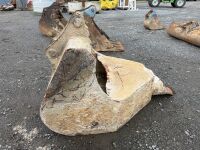 APPROX. 4ft CONCRETE POURING BUCKET TO SUIT 13 TON MACHINE - 8