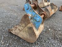 APPROX. 18" TOOTHLESS DIGGING BUCKET TO SUIT 4-6 TON MACHINE - 5