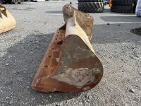 APPROX. 6ft SHUGH BUCKET TO SUIT 6-8 TON MACHINE - 4