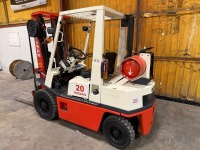 NISSAN 2 TON GAS FORKLIFT - 3