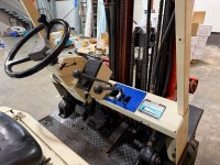 NISSAN 2 TON GAS FORKLIFT - 15