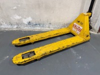GS 2 TON PALLET TRUCK - 2