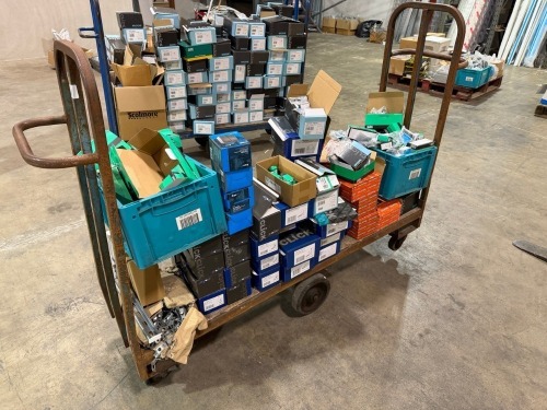 APPROX. 1470mm X 400mm MOBILE TROLLEY