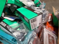 LOT TO INC. ASSORTED BATTEN HOLDERS, SWITCHES, MOUNTING BRACKETS ETC. - 6