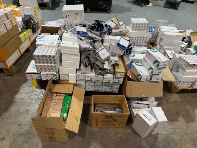 LOT TO INC. ASSORTED UNUSED BREAKERS