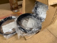 LOT TO IC. AURORA OVAL BEZEL - 2