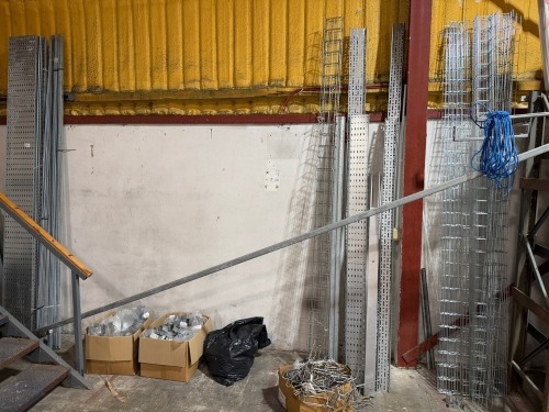QUANTITY OF ASSORTED GALVANISED HANGER TRUNKING