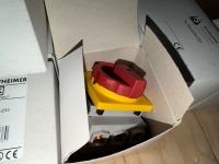 QUANTITY OF ASSORTED MAIN SWITCHES - 5