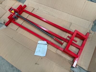 UNUSED LAWNMOWER / QUAD LIFT