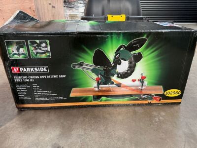 UNUSED PARKSIDE 240v SLIDING CROSS CUT MITRE SAW