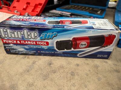 UNUSED CLARKE AIR OPERATED PUNCH & FLANGE TOOL