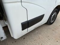 RENAULT MASTER&nbsp;LL35 LWB RWD 2.3 DCI 150PS LOW ROOF DROPSIDE PICKUP - 20