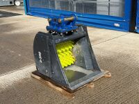 APPROX. 2.6ft G-FORCE HYDRAULIC SCREENING BUCKET TO SUIT 6-8 TON EXCAVATOR&nbsp;