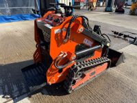CAPTOK CK36CD DIESEL TRACKED SKID STEER LOADER - 5