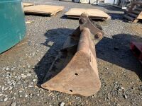APPROX. 4ft SHUGH BUCKET TO SUIT 3 TON MACHINE - 4