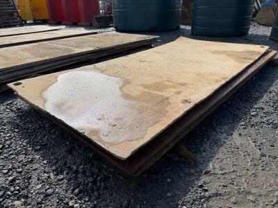 4No. SHEETS OF 15mm STEEL ROAD PLATES