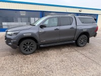 TOYOTA HILUX INVINCIBLE 2.8D X D-4D 4WD AUTOMATIC DOUBLE CAB PICKUP - 5