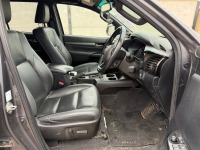 TOYOTA HILUX INVINCIBLE 2.8D X D-4D 4WD AUTOMATIC DOUBLE CAB PICKUP - 26