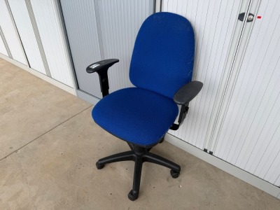 OPERATORS CHAIR (BLUE)