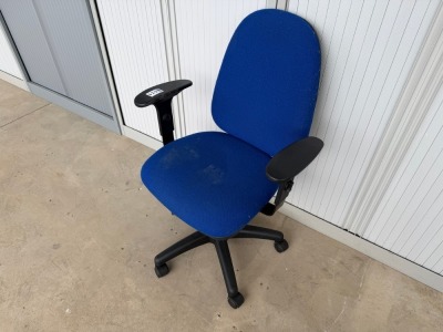 OPERATORS CHAIR (BLUE)