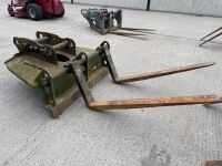 CONQUIP ADJUSTABLE FORKLIFT TOES TO SUIT 13-20 TON EXCAVATOR&nbsp;