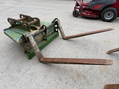 CONQUIP ADJUSTABLE FORKLIFT TOES TO SUIT 13-20 TON EXCAVATOR&nbsp;