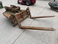 CONQUIP ADJUSTABLE FORKLIFT TOES TO SUIT 13-20 TON EXCAVATOR&nbsp;