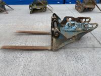 CONQUIP ADJUSTABLE FORKLIFT TOES TO SUIT 13-20 TON EXCAVATOR&nbsp; - 5