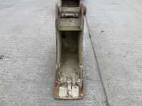 APPROX. 1ft TOOTHLESS DIGGING BUCKET TO SUIT 6-8 TON MACHINE - 2