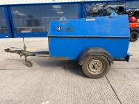APPROX. 900lt Mc CAULEY SINGLE AXLE FAST TOW FUEL BOWSER - 4