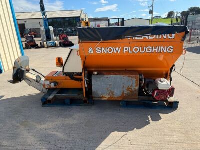 SCHMIDT STRATOS B15-18 SALT SPREADER/GRITTER TO SUIT PICKUP