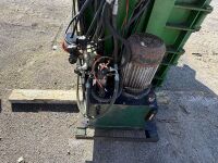 F FLYNN ENGINEERING 500 3 PHASE CARDBOARD BALER&nbsp;&nbsp; - 8