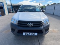 TOYOTA HILUX ACTIVE 2.4 D-4D DOUBLE CAB PICK UP - 3