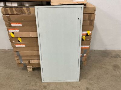 UNUSED 1200x600 ACCESS HATCH