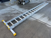 WERNER 18 TREAD ALUMINIUM DOUBLE LADDER - 3