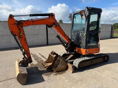 HITACHI ZX26U-5A 2.7 TON MINI DIGGER