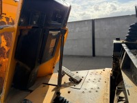 THWAITES 9 TON STRAIGHT SKIP DUMPER - 18