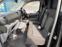 PEUGEOT EXPERT 1400 PROFESSIONAL STANDARD 2.0 BLUE HDI 145PS - 11