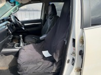 TOYOTA HILUX INVINCIBLE 2.4 D-4D 4WD DOUBLE CAB PICKUP - 11