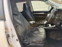 TOYOTA HILUX INVINCIBLE 2.4 D-4D 4WD DOUBLE CAB PICKUP - 35
